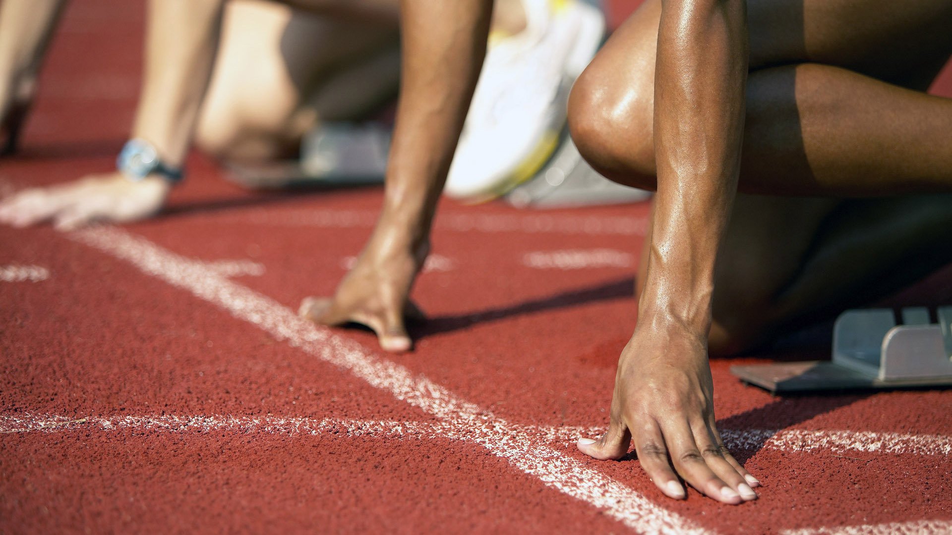 绿茵棋局，斯通斯如何用隐形指挥棒瓦解几内亚的钢铁洪流